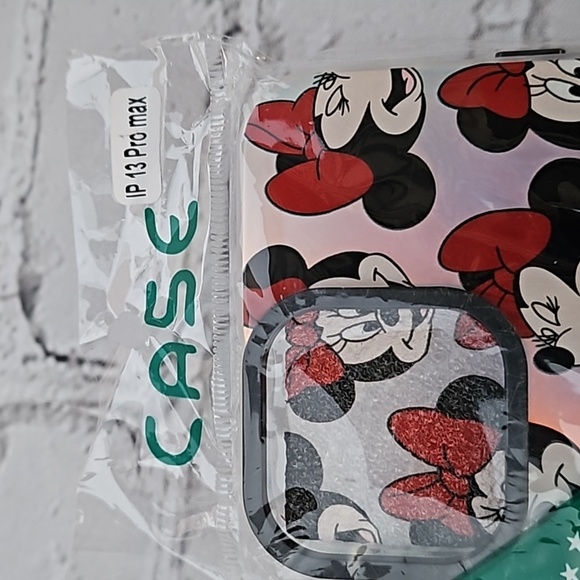 NEW!13 PRO MAX Minney Mouse Hologram Phone Case!! - Picture 2 of 10